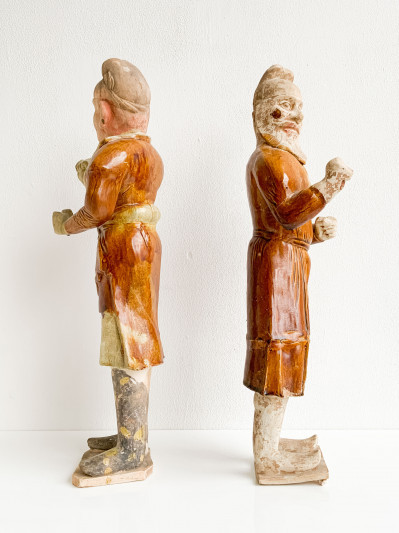 Image 3 of lot 2 Chinese Sancai Glazed Figures of Foreign Grooms
