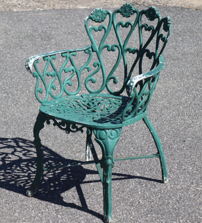 Vintage Cast Aluminum Outdoor Table Six Chairs