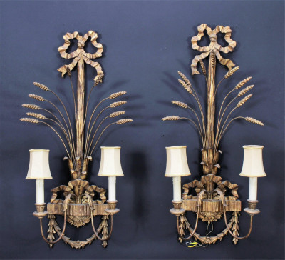 Image for Lot Pair of Classical Style Giltwood Sconces