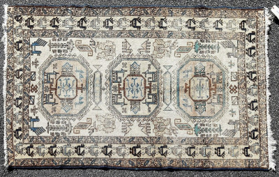 Image for Lot Tribal Wool Rug 4-2 x 6-11