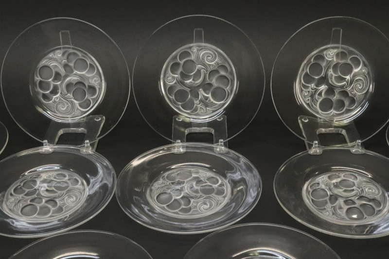 Image 2 of lot 15 Lalique Marienthal Glass Plates
