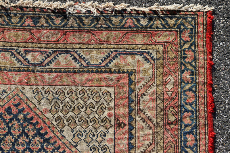 Image 3 of lot 2 Persian Rugs 4'10' x 9'8' and 4'3' x 6'1'