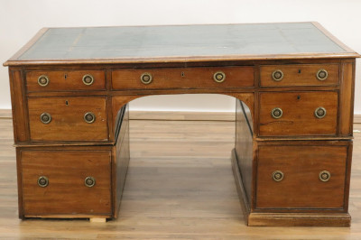 Image for Lot Victorian Pedestal Partner's Desk 19th C