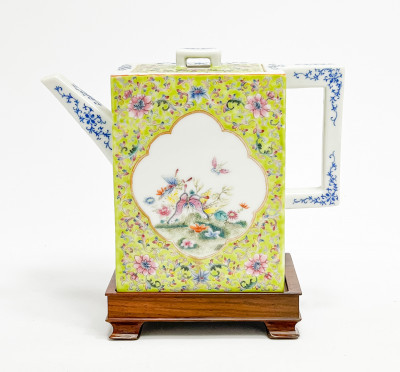 Image for Lot Chinese Porcelain Famille Rose Yellow Ground Rectangular Ewer and Cover