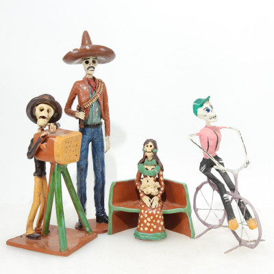 Image for Lot Mexican Day-of-the-Dead Figures