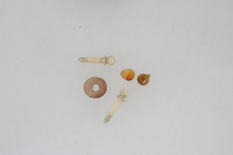Image 6 of lot 10 Chinese Hardstone Miniature Instruments/Stands