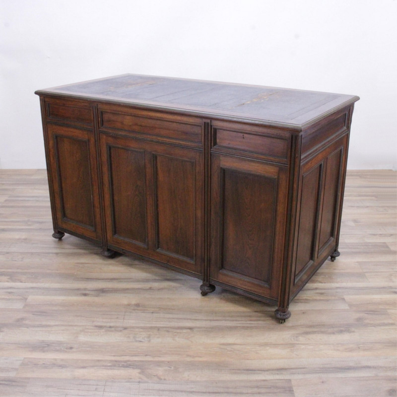 Image 7 of lot 19th C. Victorian Rosewood Kneehole Desk