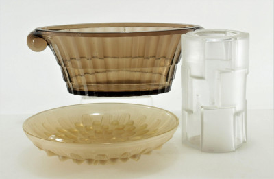 Image for Lot Two Art Deco P. D'Avesn Glass Bowls & Vase, c.1930