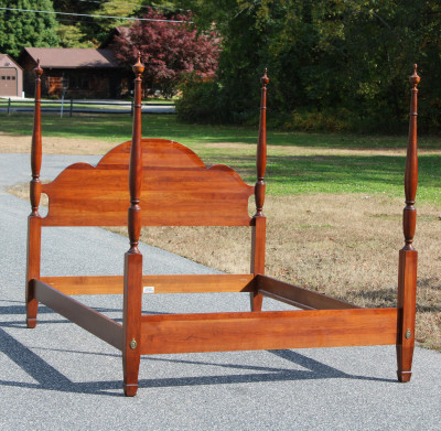 Image for Lot Ethan Allen Cherry Queen Size 4-Poster Bedstead