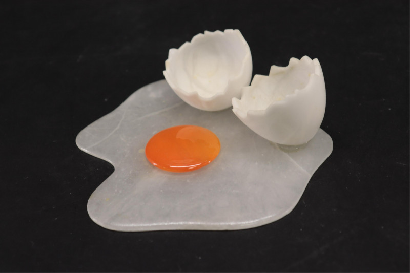 Image 2 of lot 3 Fried Eggs, Alabaster & Glass