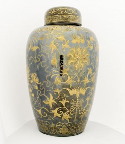 Chinese Mirror-Black and Gilt-Decorated Porcelain Ginger Jar