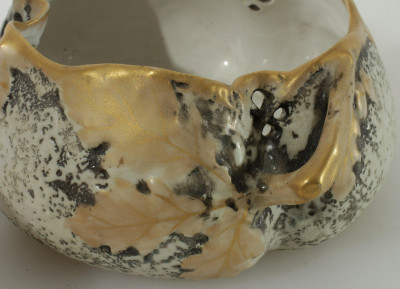 Image 4 of lot 2 Amphora Bowls & a Vase