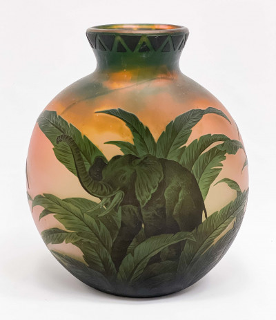 Image for Lot Muller Freres Luneville Cameo Glass Vase (damaged)