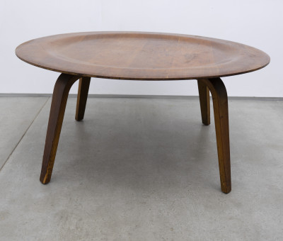 Charles and Ray Eames for Herman Miller - Low Table