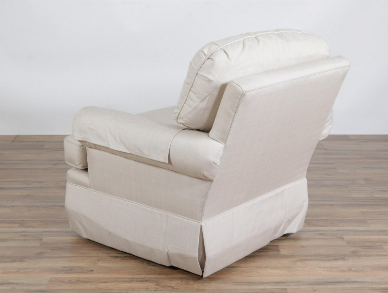 Image 10 of lot 2 Cream Upholstered Club Chairs & 2 Ottomans