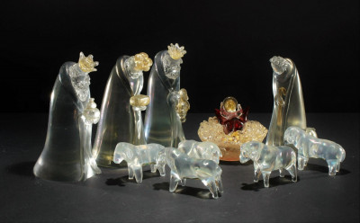 Image for Lot Pauly & Co. - Iridescent Glass Creche Group