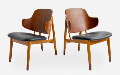 Title Ib Kofod-Larsen for Selig, Pair of Penguin Chairs / Artist