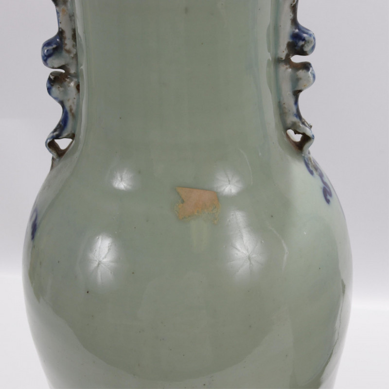 Image 3 of lot 2 Asian Porcelain Vases as Lamps