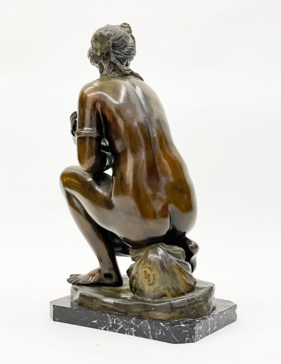 Italian Bronze Model of Crouching Venus