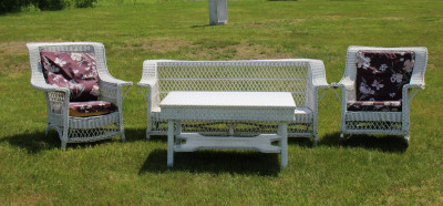 Title Victorian White Painted Wicker Set; Coffee Table / Artist