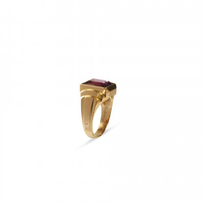 Image 2 of lot 14K  528 ct Plum Sapphire Ring