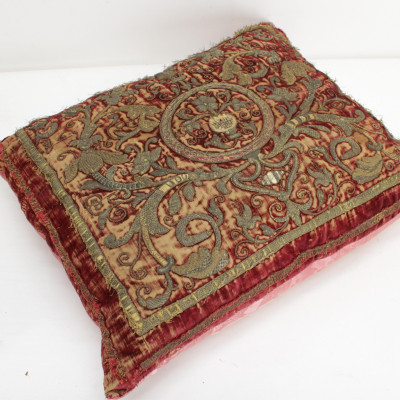 Image 5 of lot 17th18th C Venetian Liturgical Textiles