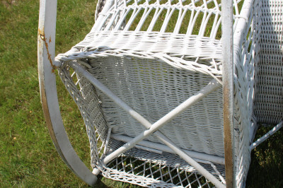 Victorian White Painted Wicker Set; Coffee Table