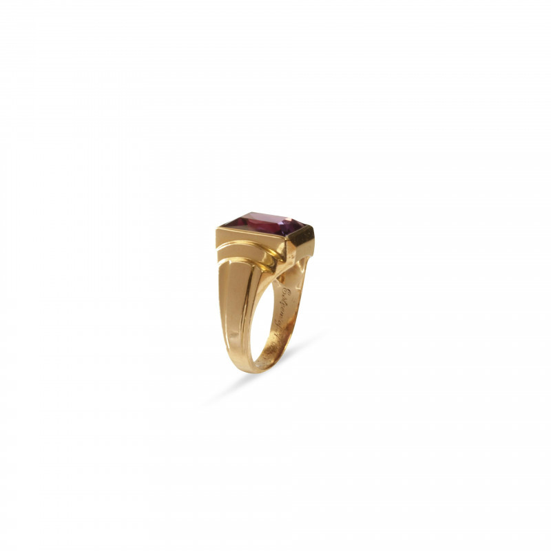 Image 2 of lot 14K  528 ct Plum Sapphire Ring