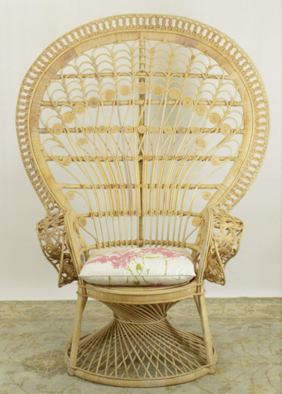 Image for Lot Wicker Sunroom Arm Chair