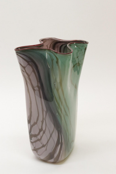 Image 3 of lot 3 Art Glass Vases