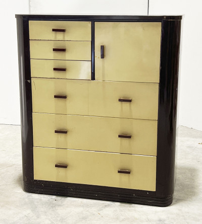 Image 10 of lot 2 Simmons Company of Chicago, Illinois Enameled Chest of Drawers