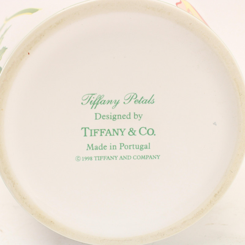 Image 4 of lot &apos;Tiffany Petals&apos; Porcelain Vase by Tiffany  Co