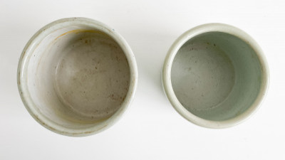 Image 3 of lot 2 Chinese Celadon Glazed Brush Pots
