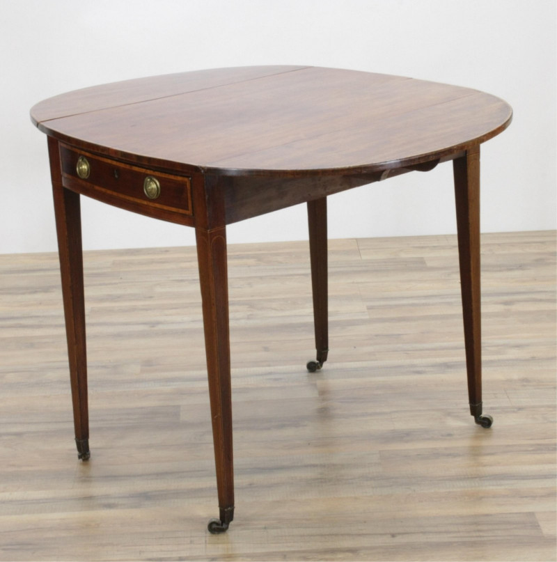 Image 4 of lot 19th C English Pembroke One Drawer Dropleaf Table
