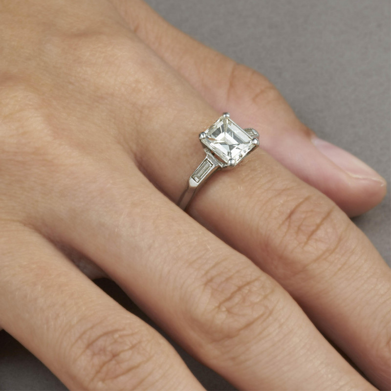 Image 3 of lot 1.82 Carat Vintage Princess Cut Diamond Ring
