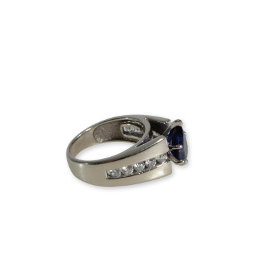 Image 3 of lot 1.92 ct Sapphire & Diamond Ring