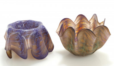 Image for Lot Corning Art Glass Shell & Handkerchief Bowls