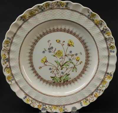 Image for Lot Copeland Spode 'Buttercup' Dinner Service for 11