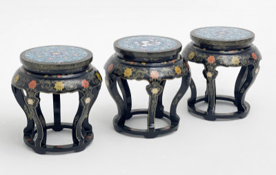 Image 3 of lot 3 Polychrome Cloisonné And Black Lacquered Side Tables
