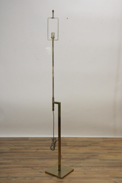 Image for Lot Mid Century Brass Adjustable Laurel Lamp