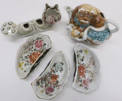 Title Small Asian Porcelain Items / Artist