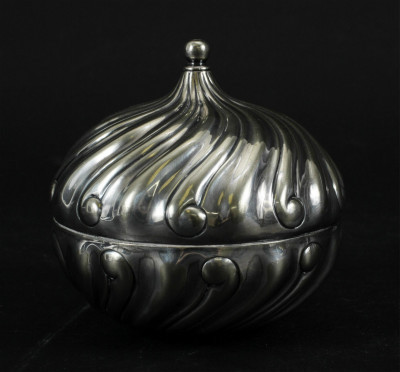 Image for Lot Tiffany & Co Swirl Form Trinket Box