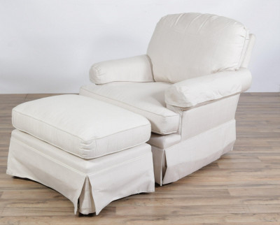 Image 6 of lot 2 Cream Upholstered Club Chairs & 2 Ottomans