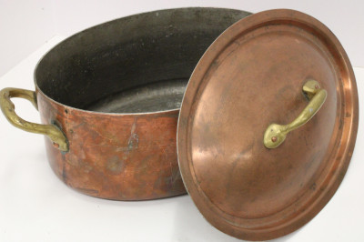 Image 2 of lot 2 Copper Roasting Pans &amp; 4 Copper Fish Pans