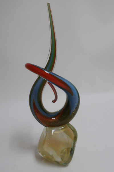 Image 5 of lot 2 Venetian Vases & S. Frattini Glass Sculpture
