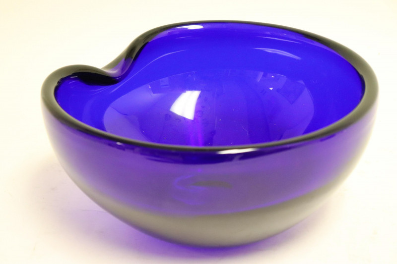 Image 4 of lot 4 Art Glass Bowls, incl. Elsa Peretti for Tiffany