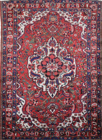 Image for Lot Vintage Persian Bakhtiari Carpet 5-4 x 7