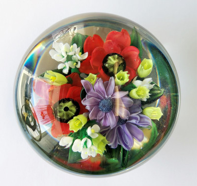 Image for Lot Rick Ayotte Flower Bouquet Art Glass Paperweight